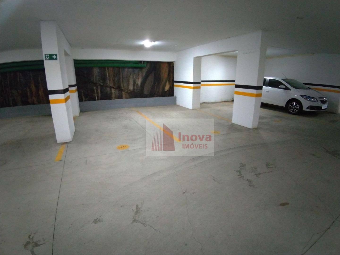 Apartamento para alugar com 3 quartos, 145m² - Foto 36