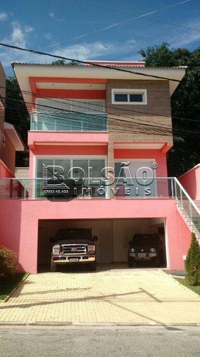 Casa à venda com 4 quartos, 250m² - Foto 1