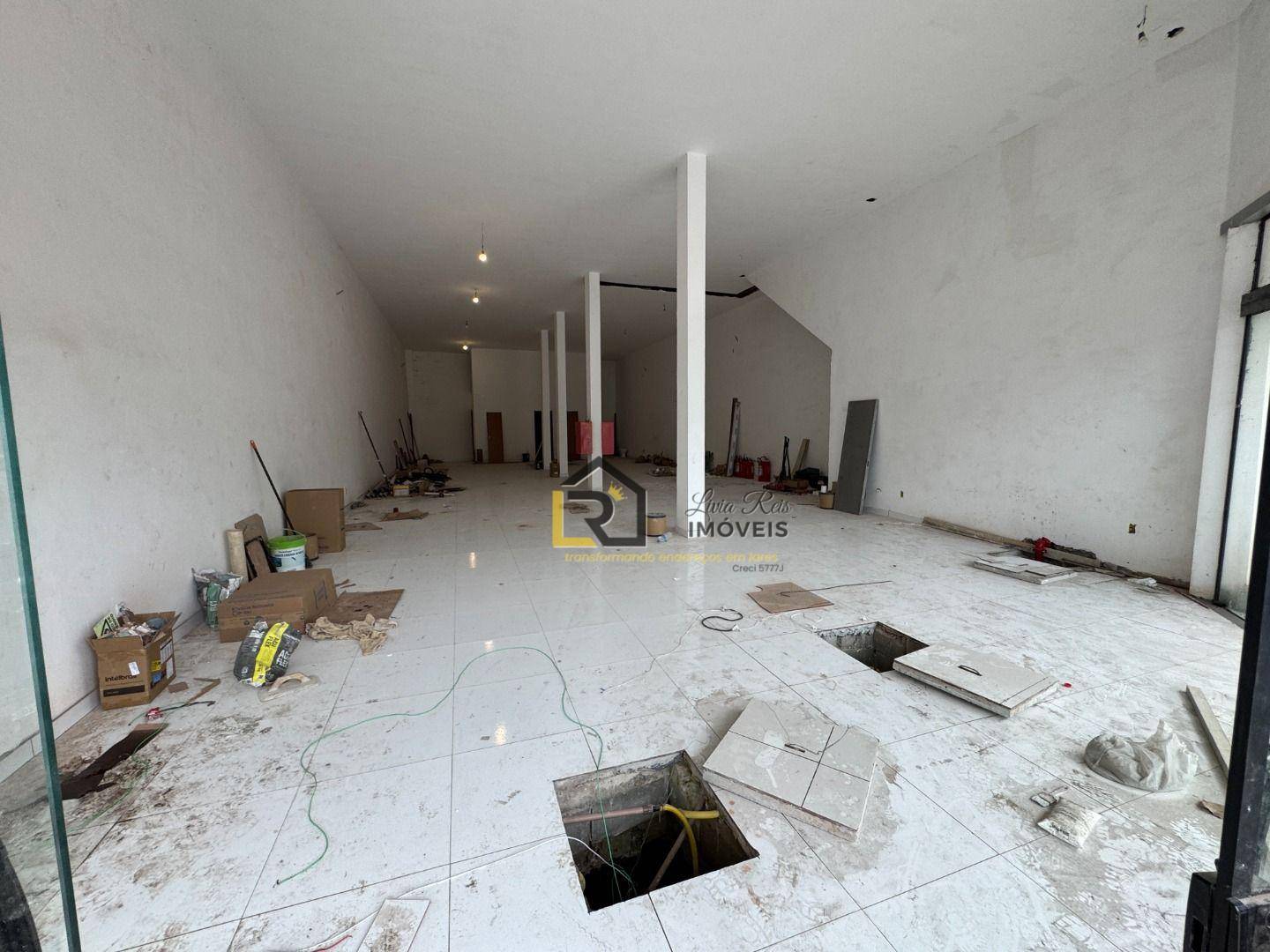 Loja-Salão, 230 m² - Foto 1