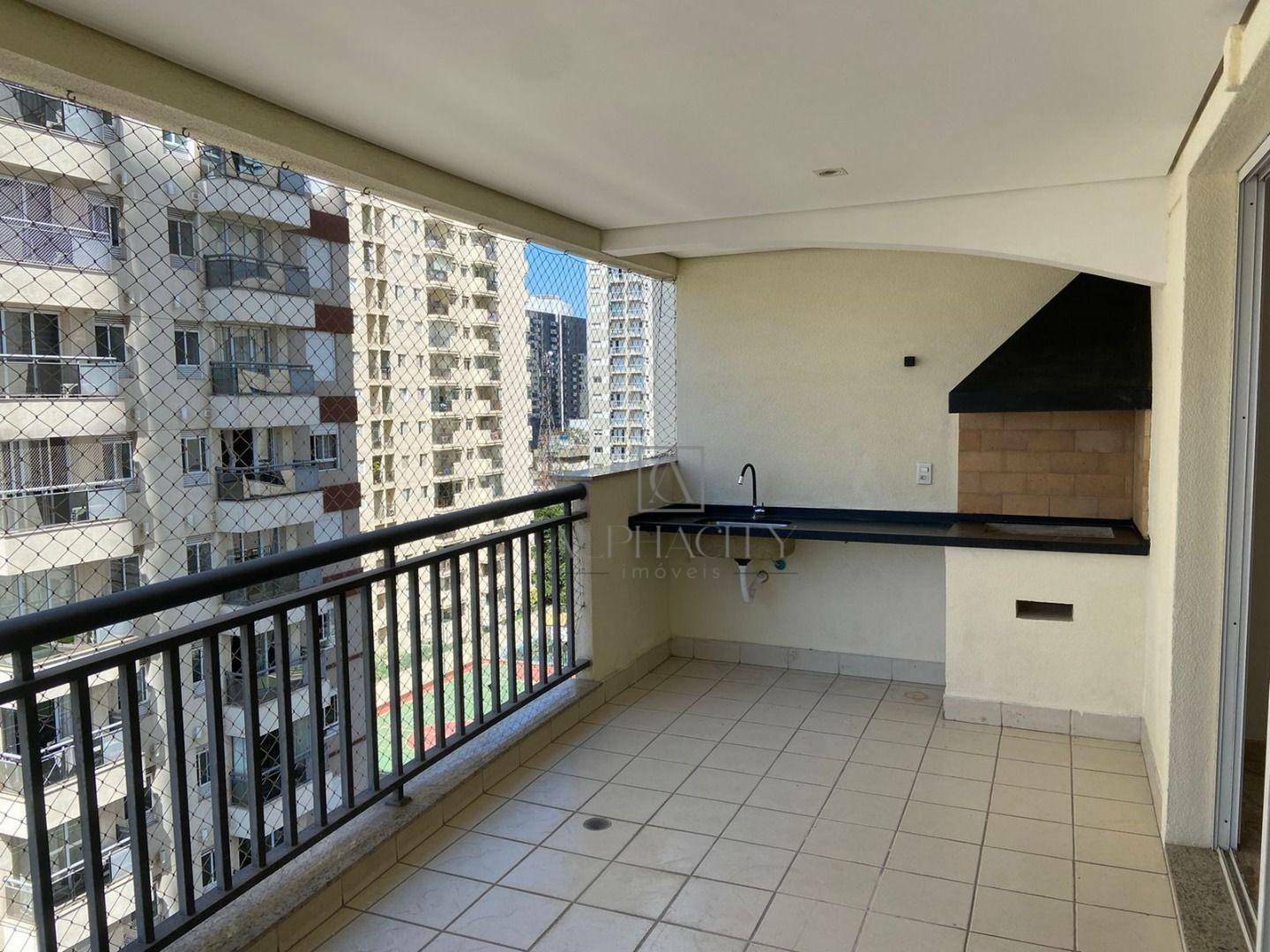 Apartamento para alugar com 3 quartos, 165m² - Foto 1