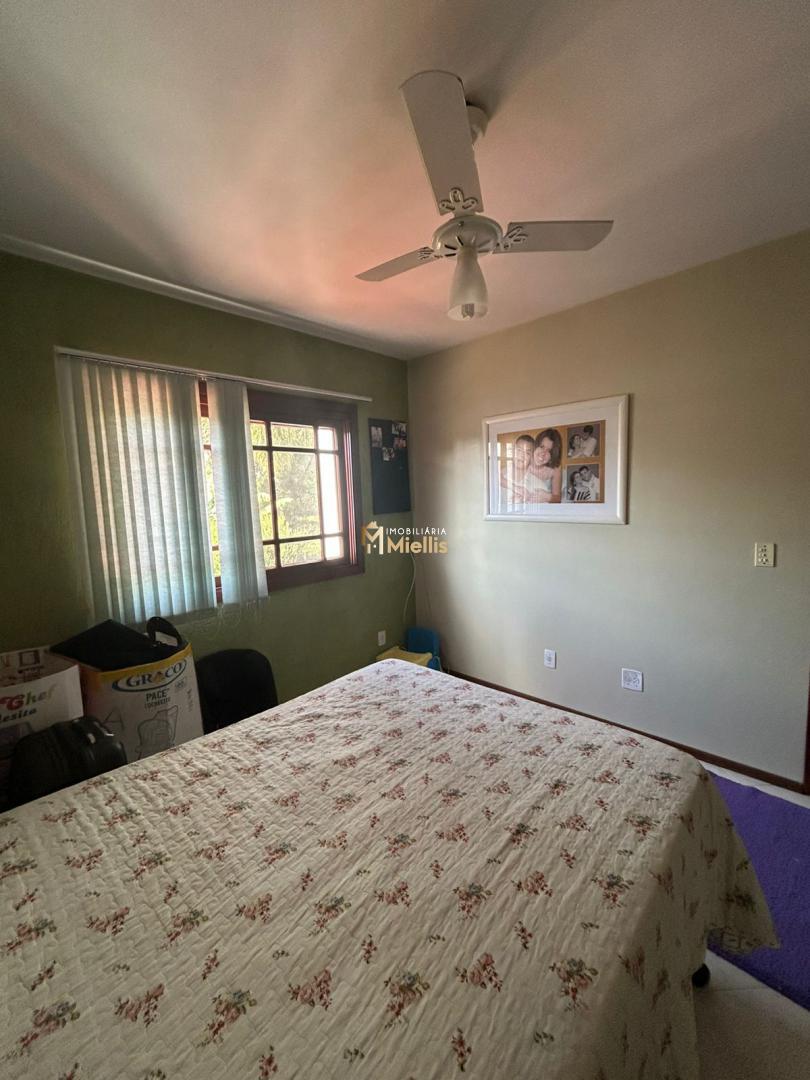 Casa à venda com 4 quartos, 210m² - Foto 24
