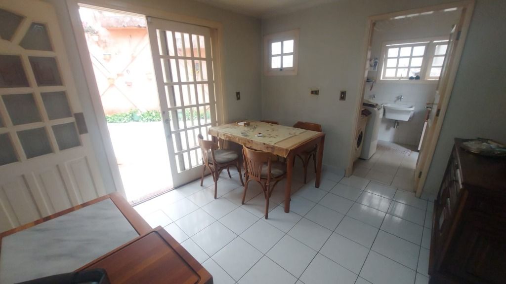 Casa de Condomínio à venda com 4 quartos, 462m² - Foto 10