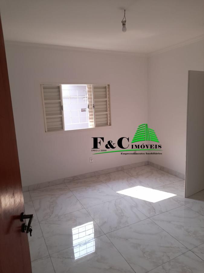 Casa à venda com 2 quartos, 140m² - Foto 6