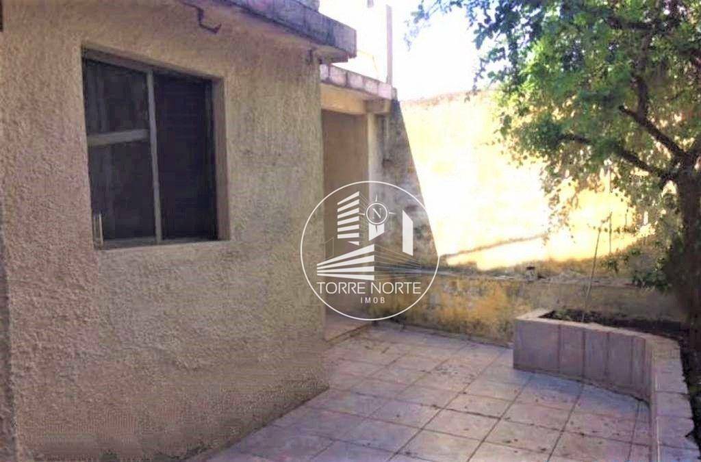 Casa à venda com 4 quartos, 250m² - Foto 22