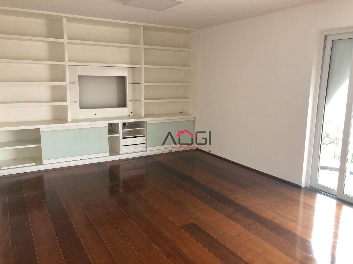 Apartamento à venda com 3 quartos, 210m² - Foto 5