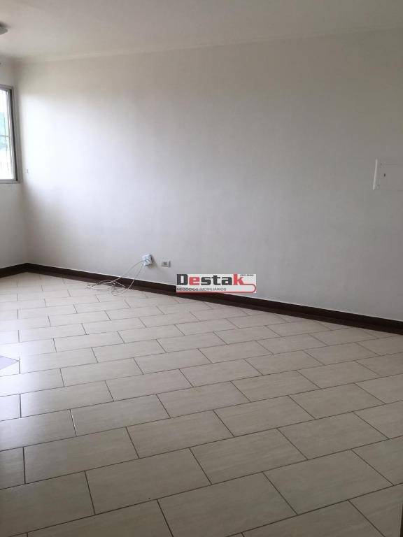 Apartamento à venda com 2 quartos, 65m² - Foto 22