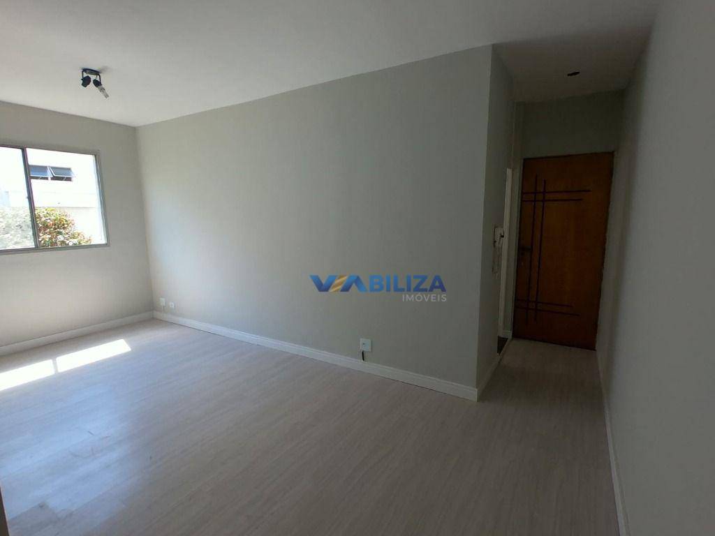 Apartamento à venda com 2 quartos, 56m² - Foto 4