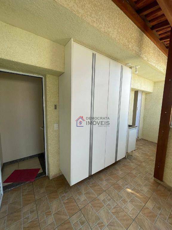 Cobertura à venda com 2 quartos, 90m² - Foto 17