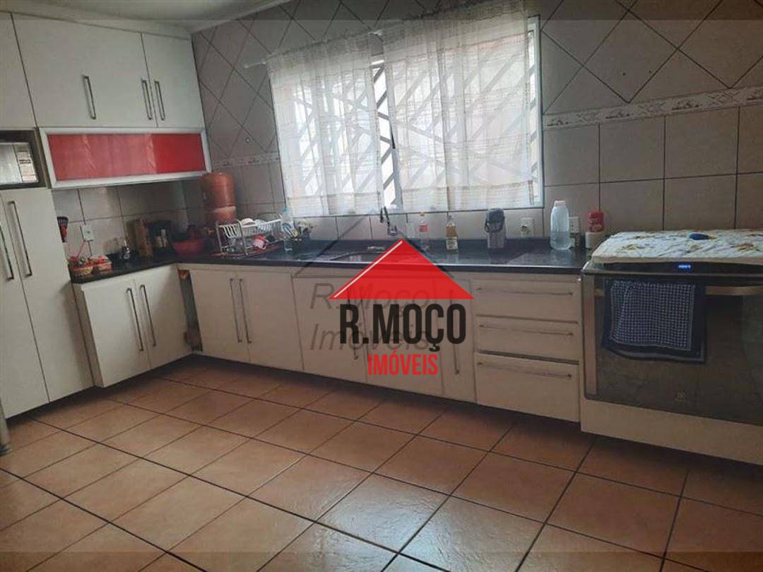 Sobrado à venda com 3 quartos, 138m² - Foto 9