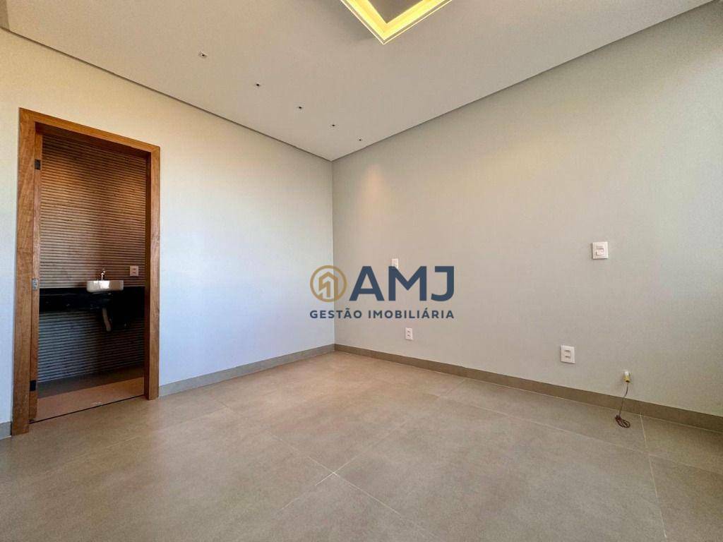 Sobrado à venda com 3 quartos, 273m² - Foto 12
