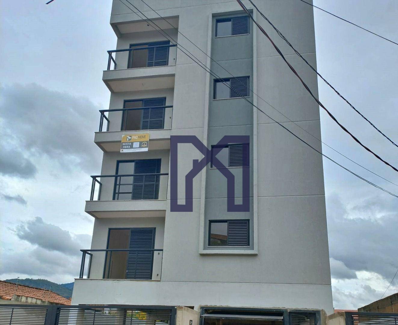 Apartamento à venda com 2 quartos, 70m² - Foto 3