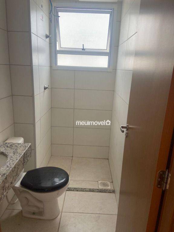 Apartamento à venda com 2 quartos, 42m² - Foto 23