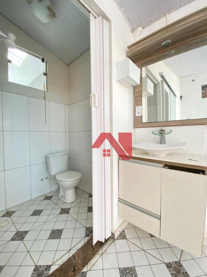 Casa à venda com 2 quartos, 180m² - Foto 10