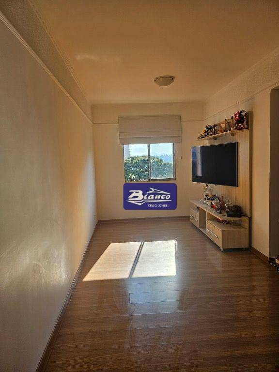 Apartamento à venda com 2 quartos, 62m² - Foto 25