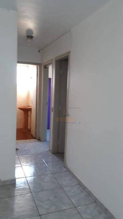 Apartamento à venda com 3 quartos, 60m² - Foto 4