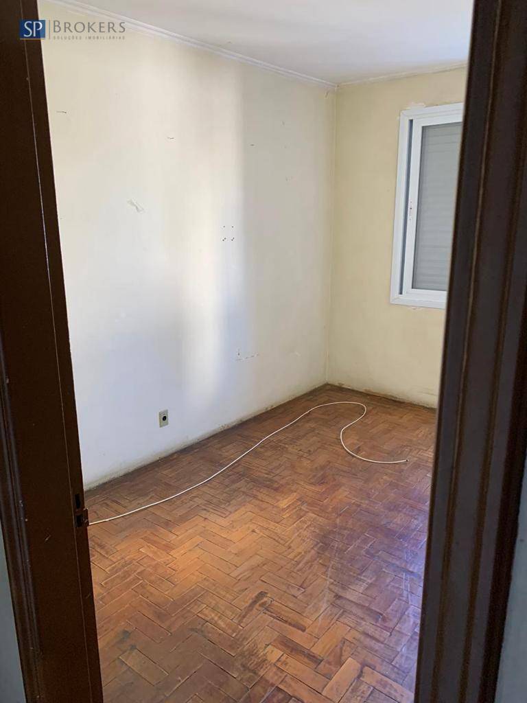 Apartamento à venda com 2 quartos, 64m² - Foto 8