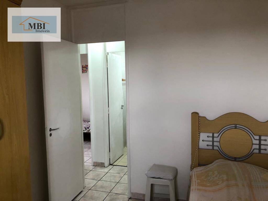 Apartamento à venda com 3 quartos, 60m² - Foto 4