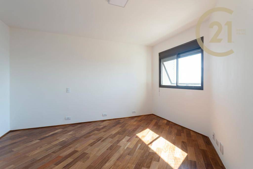 Apartamento à venda com 3 quartos, 220m² - Foto 29