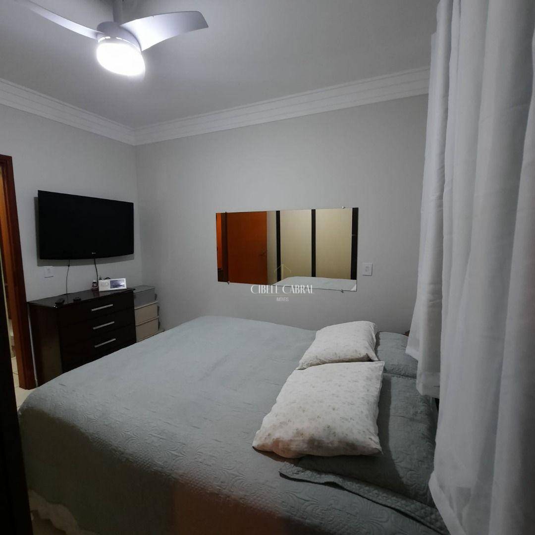 Apartamento à venda com 2 quartos, 75m² - Foto 27