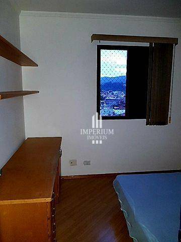 Apartamento à venda com 2 quartos, 68m² - Foto 6