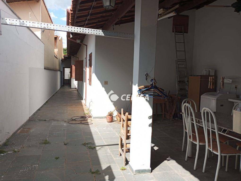 Casa à venda com 4 quartos, 170m² - Foto 23