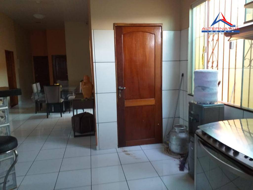 Casa à venda com 3 quartos, 500m² - Foto 17