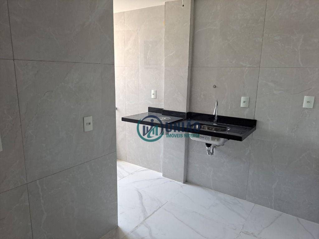 Apartamento à venda com 2 quartos, 75m² - Foto 12