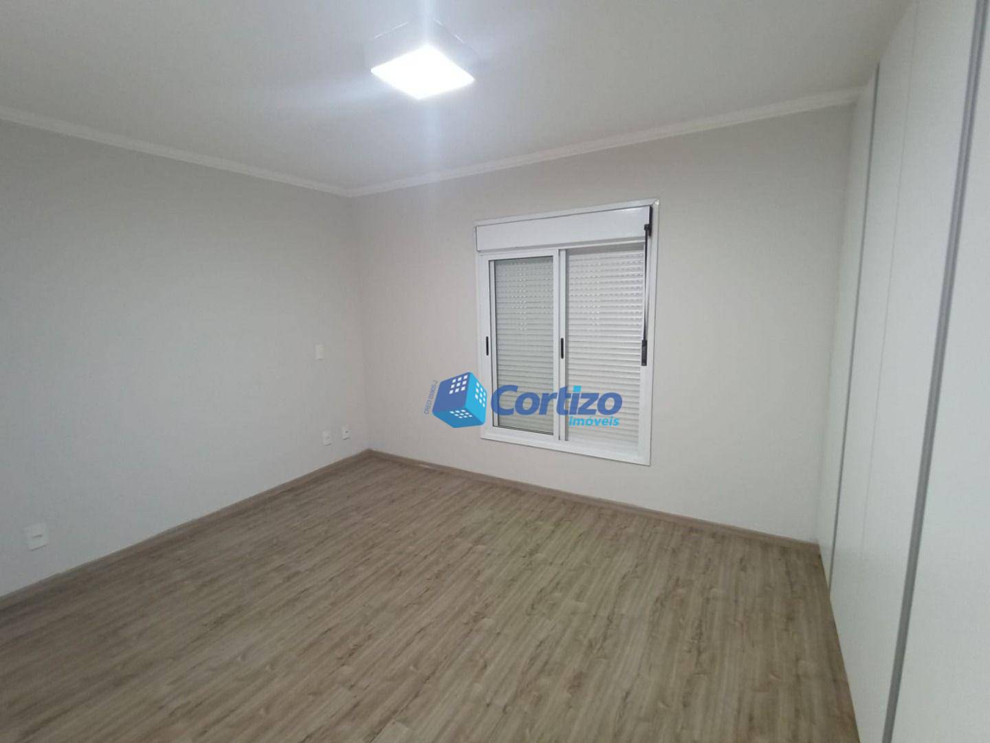 Casa de Condomínio para alugar com 4 quartos, 173m² - Foto 14