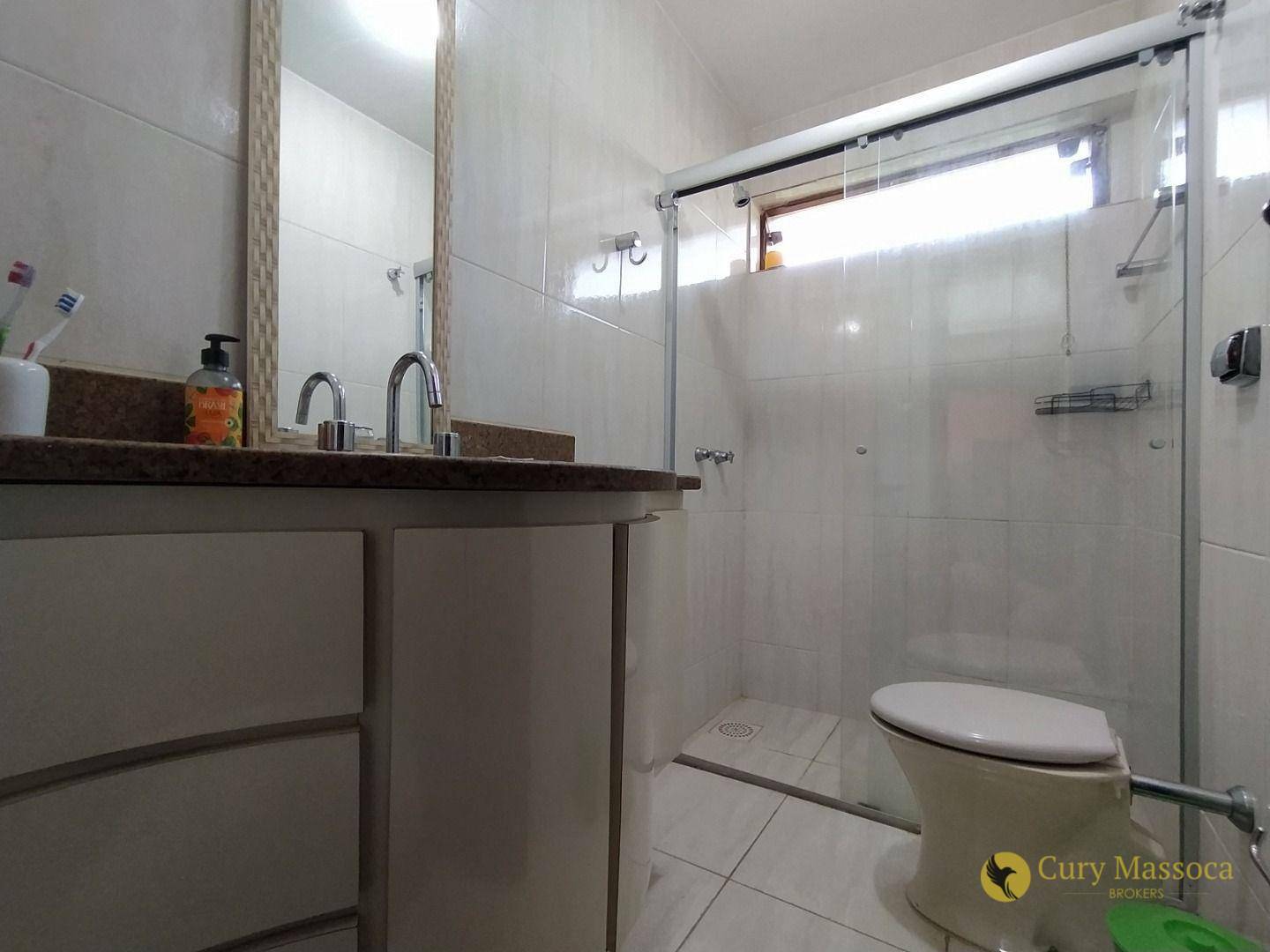 Casa de Condomínio à venda e aluguel com 8 quartos, 460m² - Foto 3