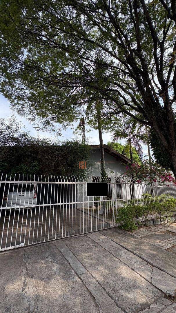 Casa à venda com 3 quartos, 344m² - Foto 2