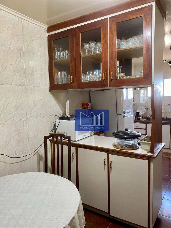 Apartamento à venda com 3 quartos, 141m² - Foto 58