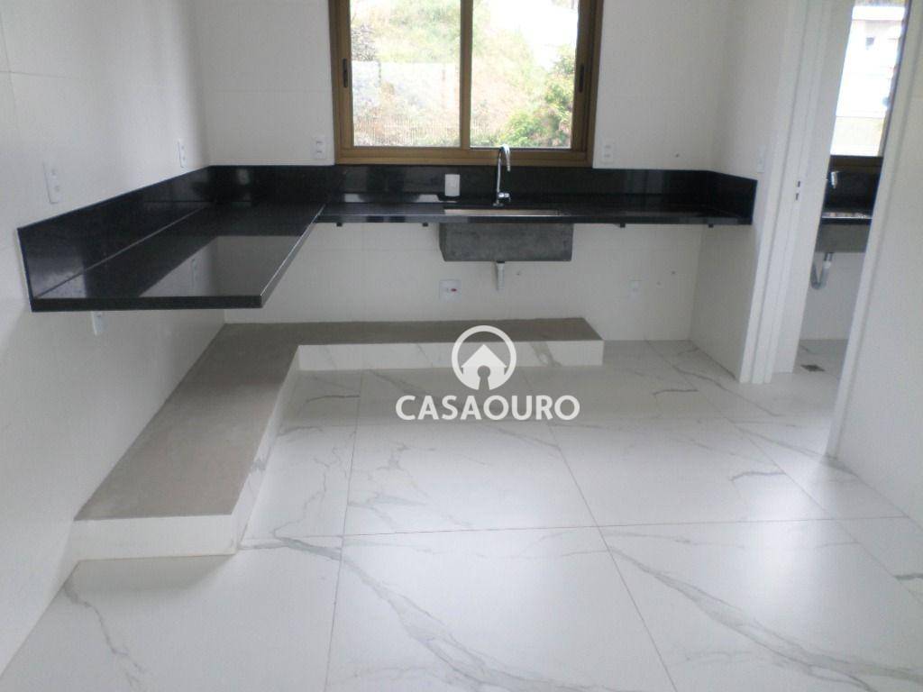 Apartamento à venda com 4 quartos, 186m² - Foto 22