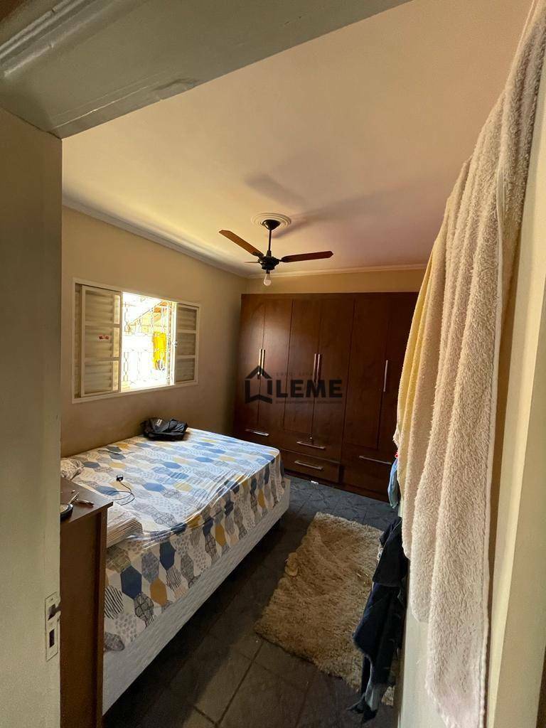 Casa à venda com 3 quartos, 187m² - Foto 7