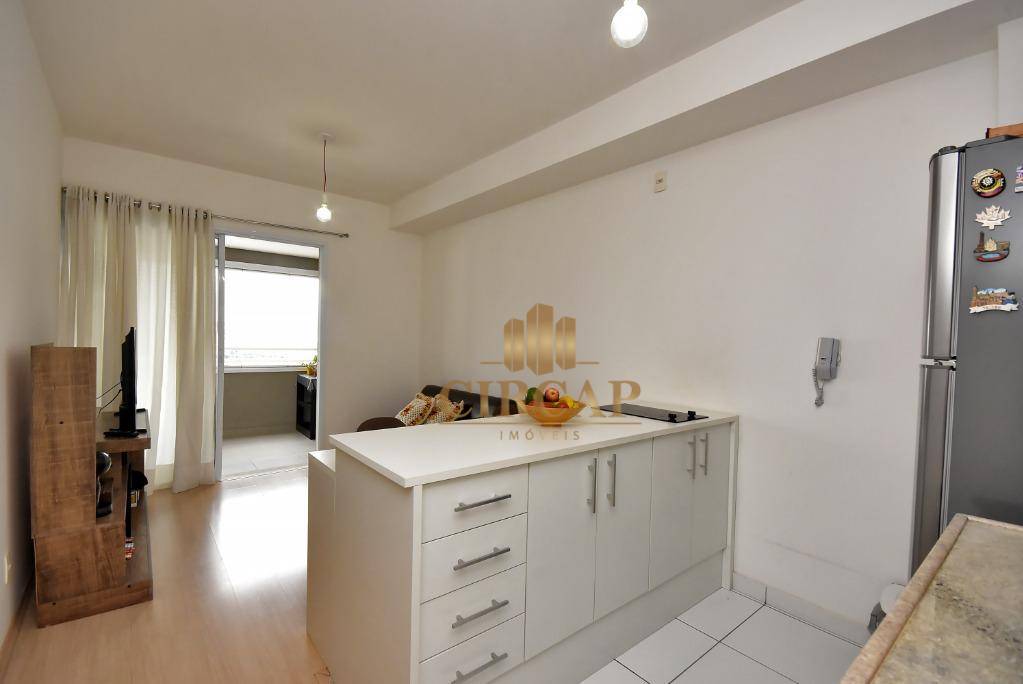 Apartamento à venda com 1 quarto, 45m² - Foto 11