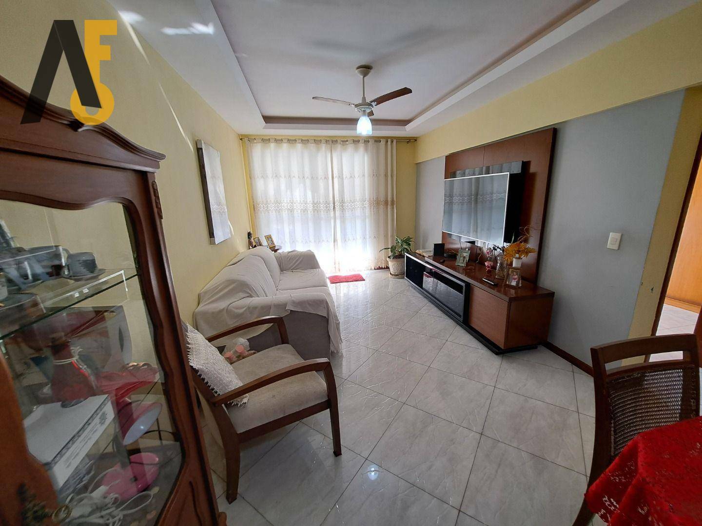 Apartamento à venda com 3 quartos, 91m² - Foto 4