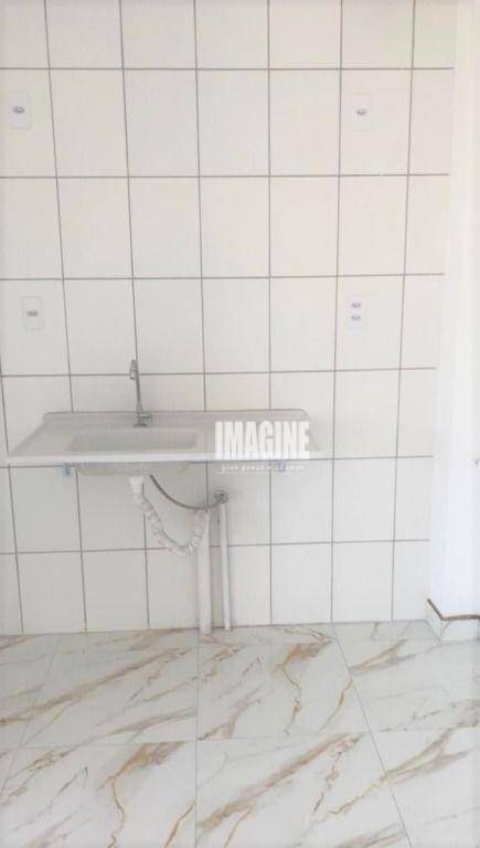 Apartamento à venda com 1 quarto, 24m² - Foto 2