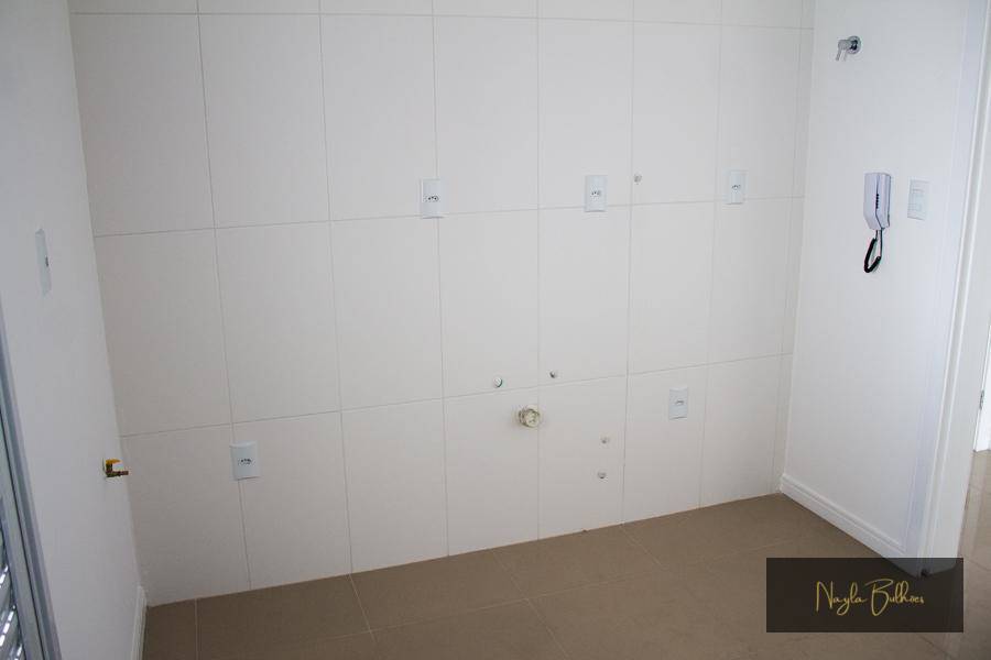 Apartamento à venda com 3 quartos, 93m² - Foto 11