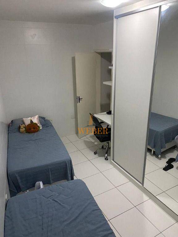 Sobrado à venda com 4 quartos, 300m² - Foto 15