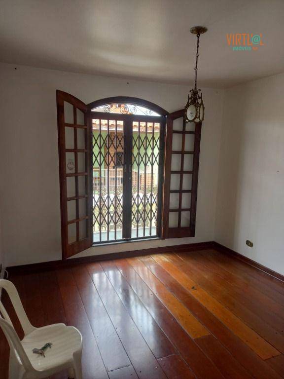 Sobrado à venda e aluguel com 3 quartos, 186m² - Foto 29