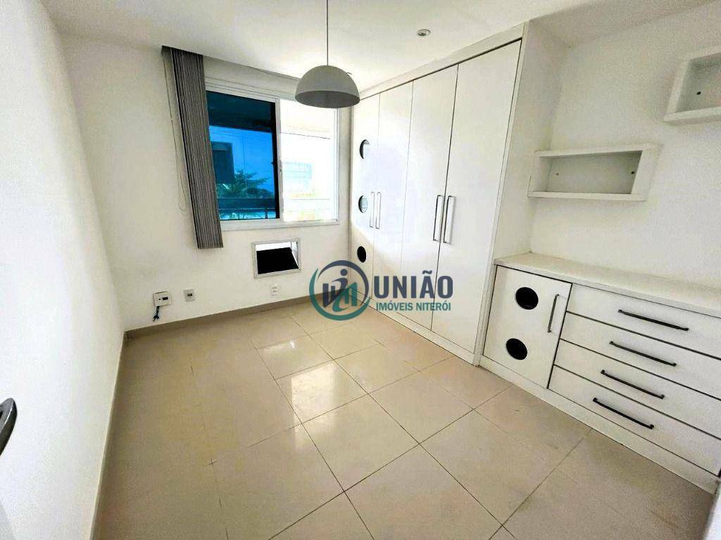 Apartamento à venda com 4 quartos, 141m² - Foto 8