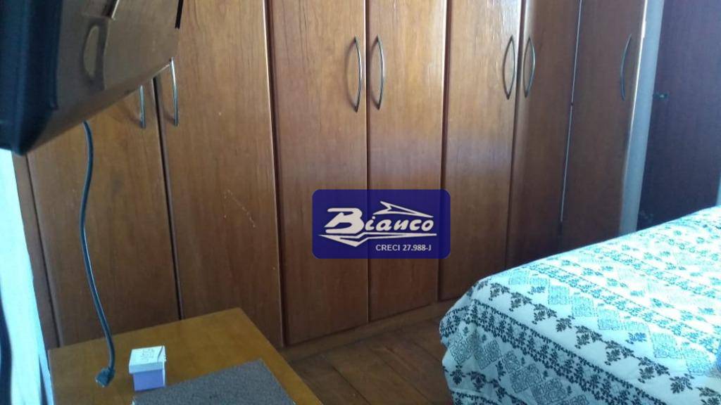 Sobrado à venda com 3 quartos, 200m² - Foto 20