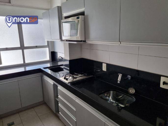 Apartamento à venda com 1 quarto, 41m² - Foto 8