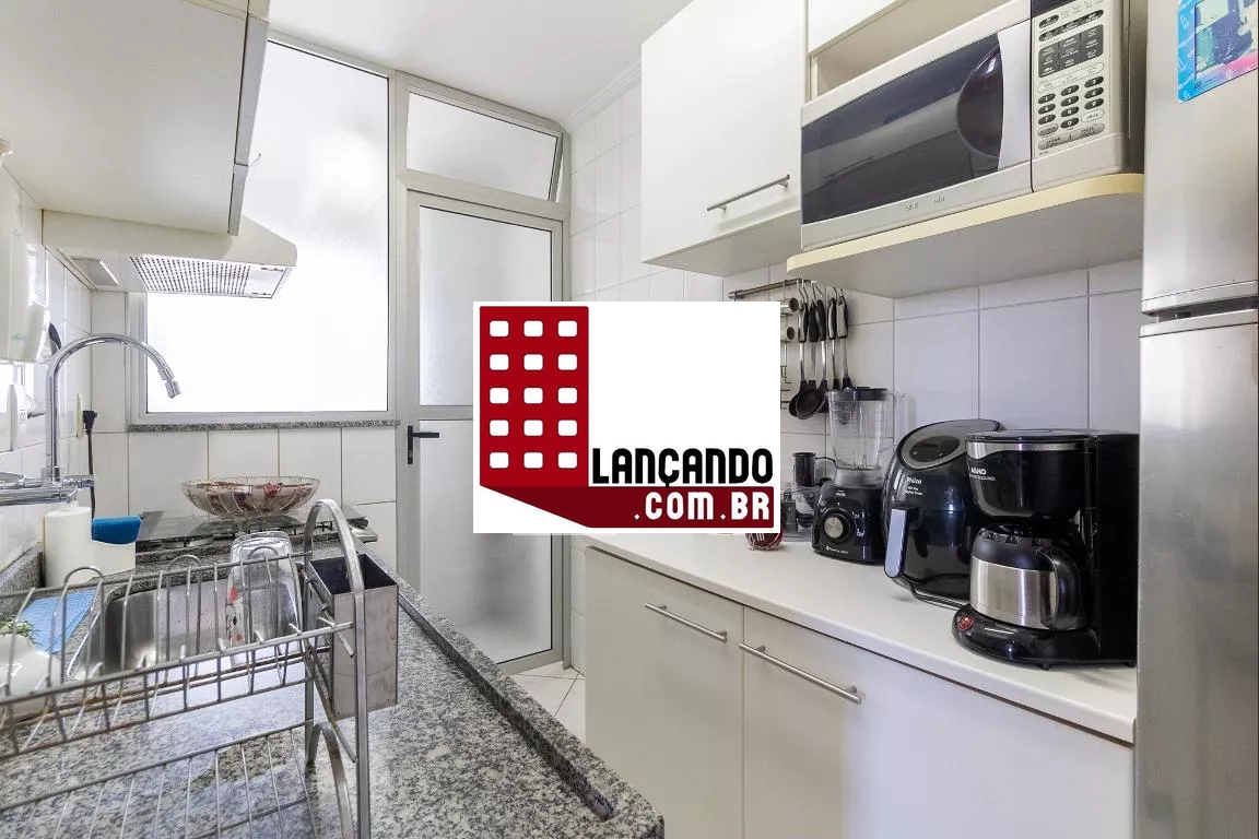 Apartamento à venda com 2 quartos, 65m² - Foto 2