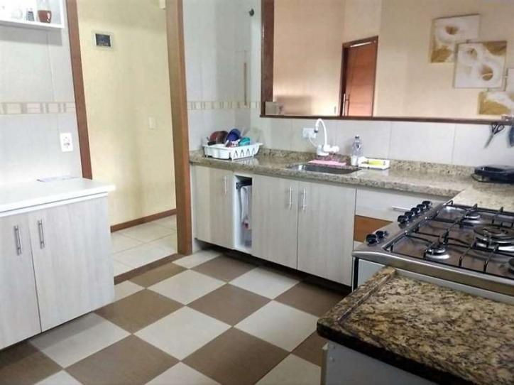 Casa de Condomínio à venda com 2 quartos, 203m² - Foto 13