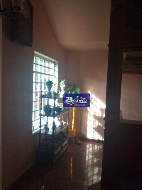 Sobrado à venda com 4 quartos, 234m² - Foto 25