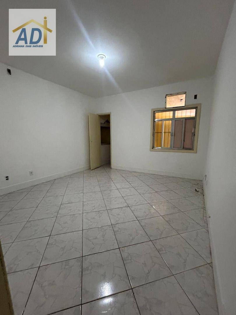 Casa para alugar com 1 quarto, 120m² - Foto 6