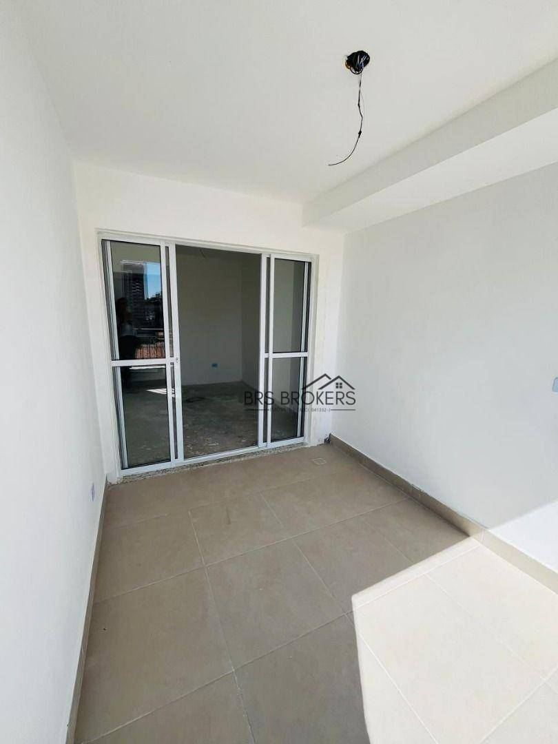 Apartamento à venda com 2 quartos, 56m² - Foto 31