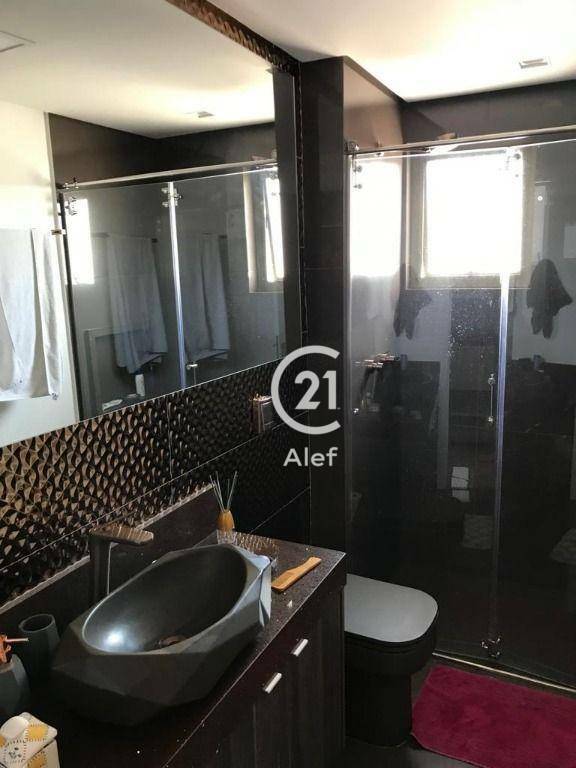 Apartamento à venda com 4 quartos, 154m² - Foto 18