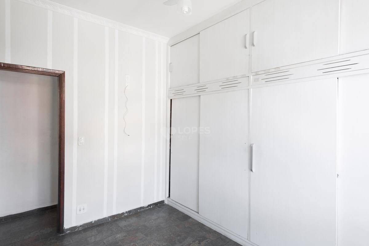 Apartamento à venda com 2 quartos, 75m² - Foto 4