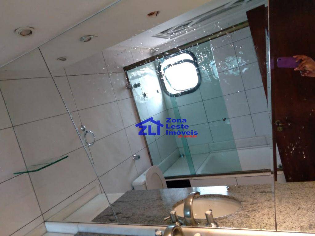 Apartamento à venda com 3 quartos, 200m² - Foto 4